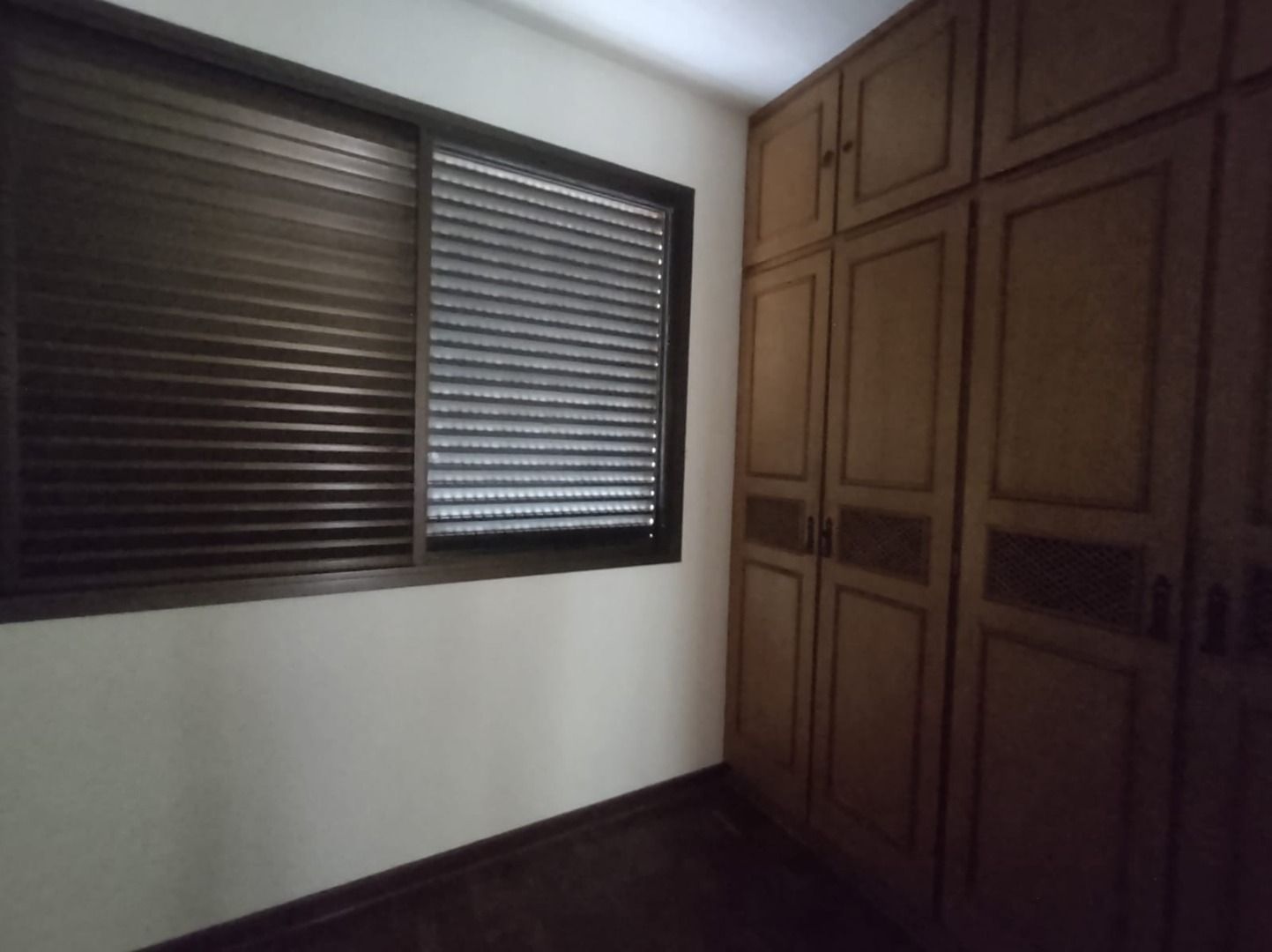 Apartamento à venda com 4 quartos, 250m² - Foto 18