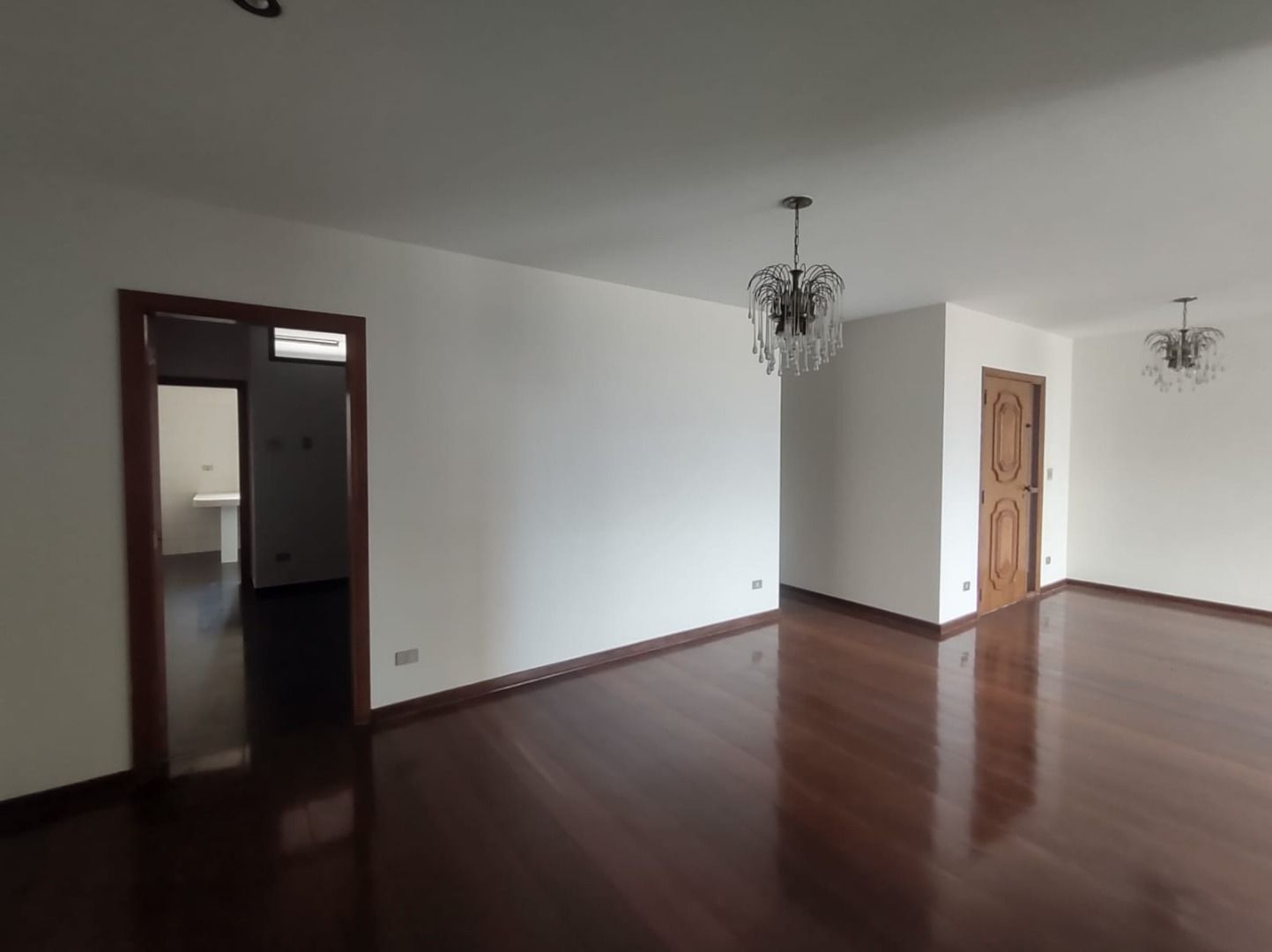 Apartamento à venda com 4 quartos, 250m² - Foto 19