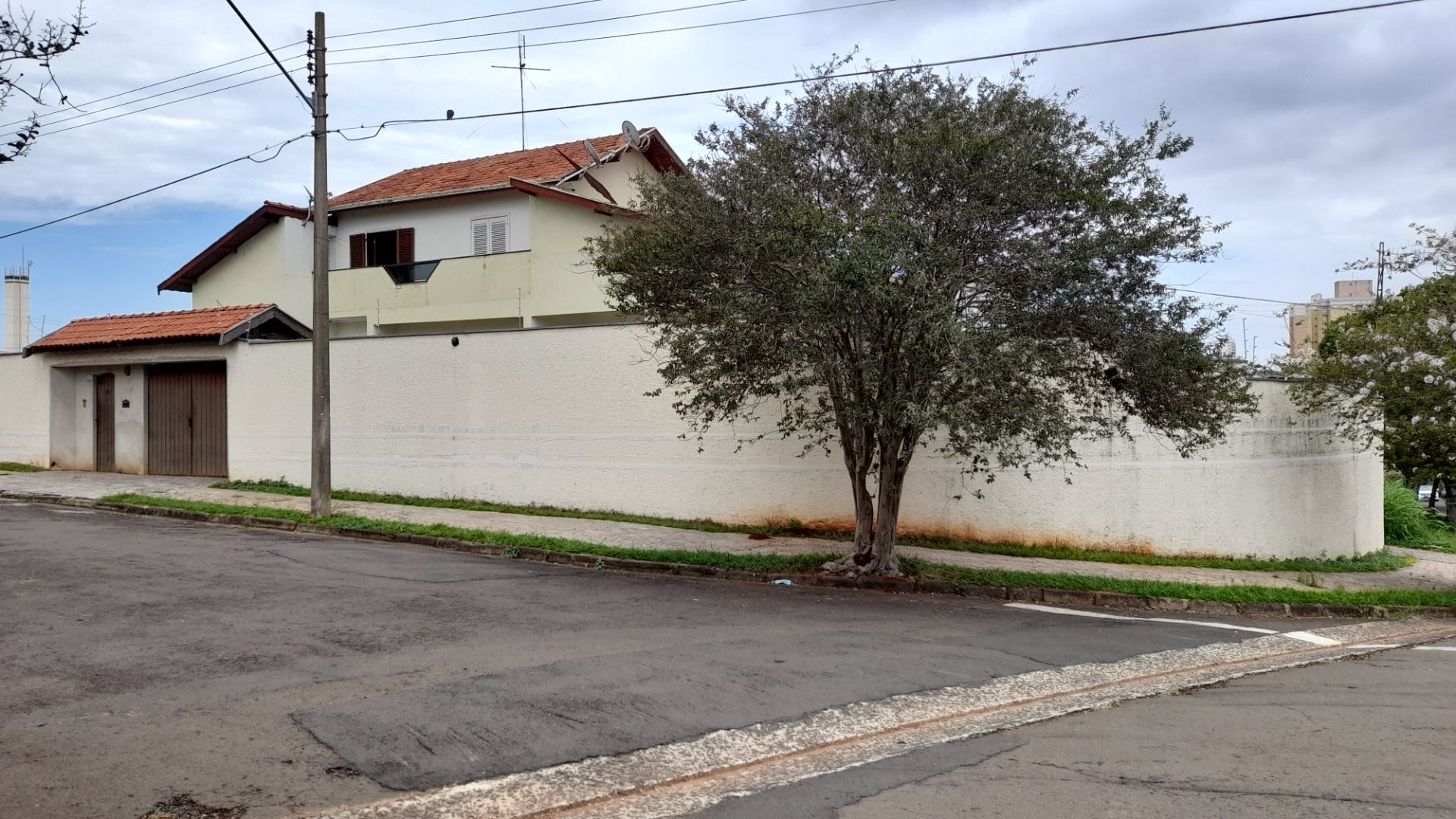 Casa à venda com 4 quartos, 326m² - Foto 30