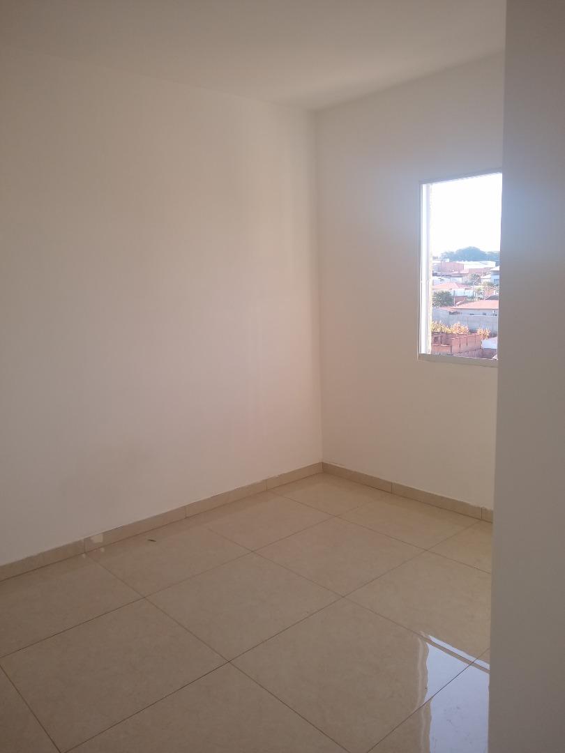 Apartamento para alugar com 2 quartos, 58m² - Foto 11