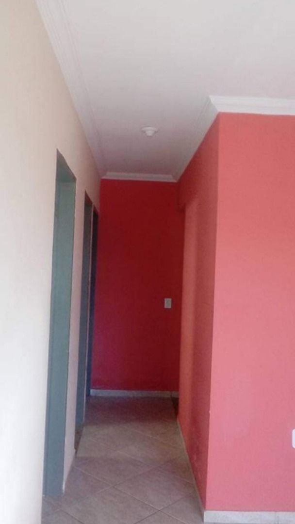 Casa à venda com 3 quartos, 150m² - Foto 11