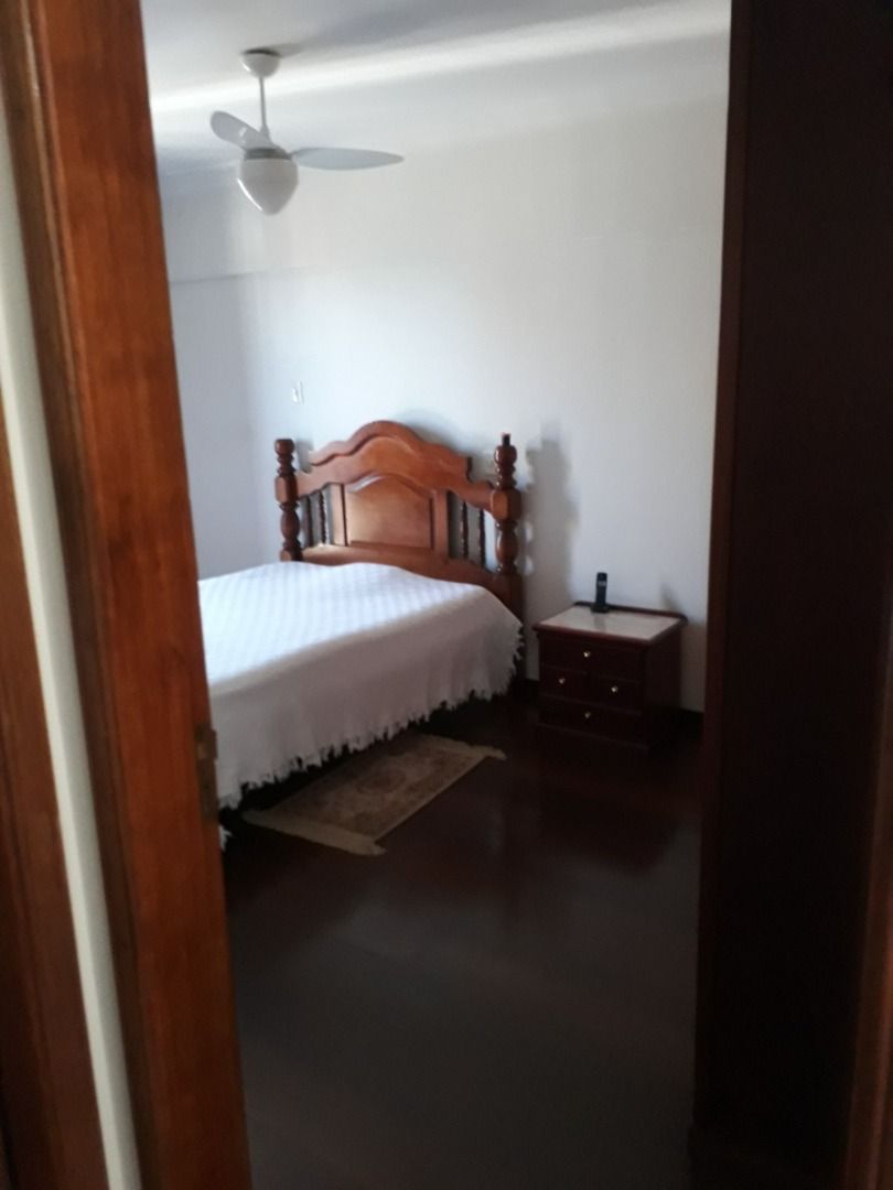 Apartamento à venda com 3 quartos, 122m² - Foto 16