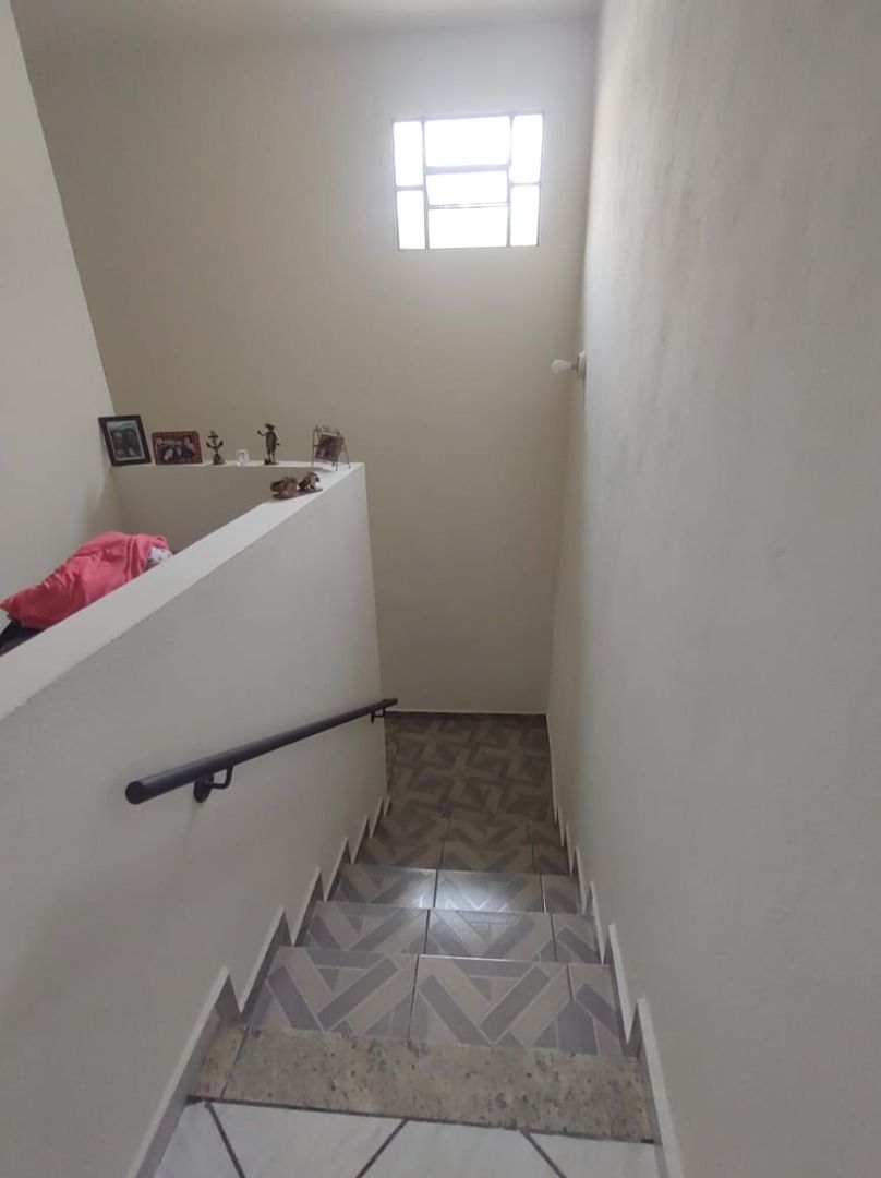 Casa à venda com 2 quartos, 78m² - Foto 6