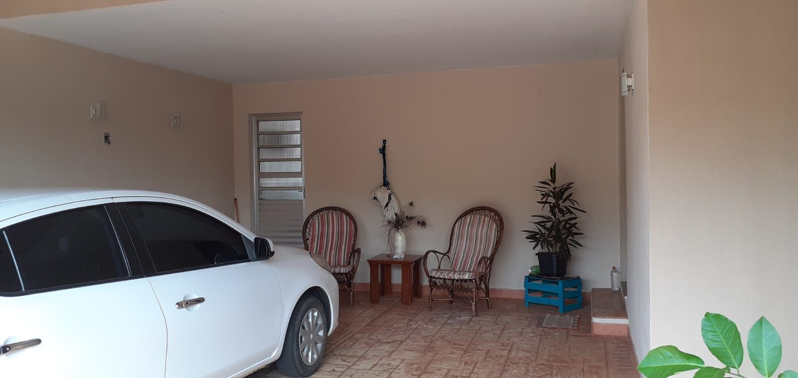 Casa à venda com 3 quartos, 125m² - Foto 1