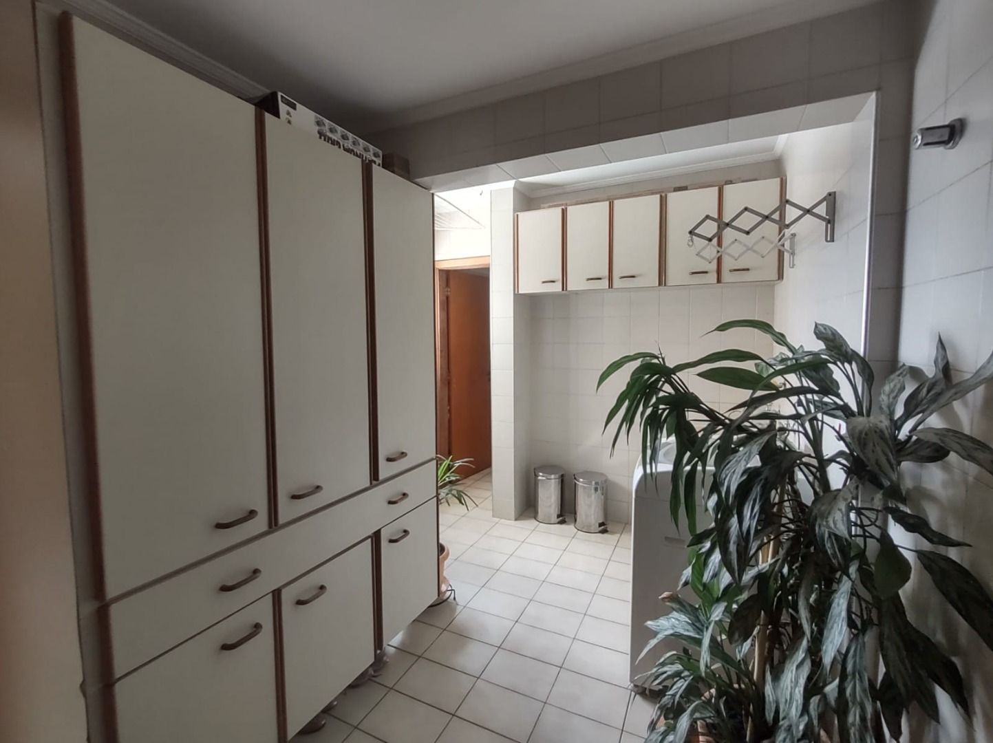 Apartamento à venda com 4 quartos, 190m² - Foto 18