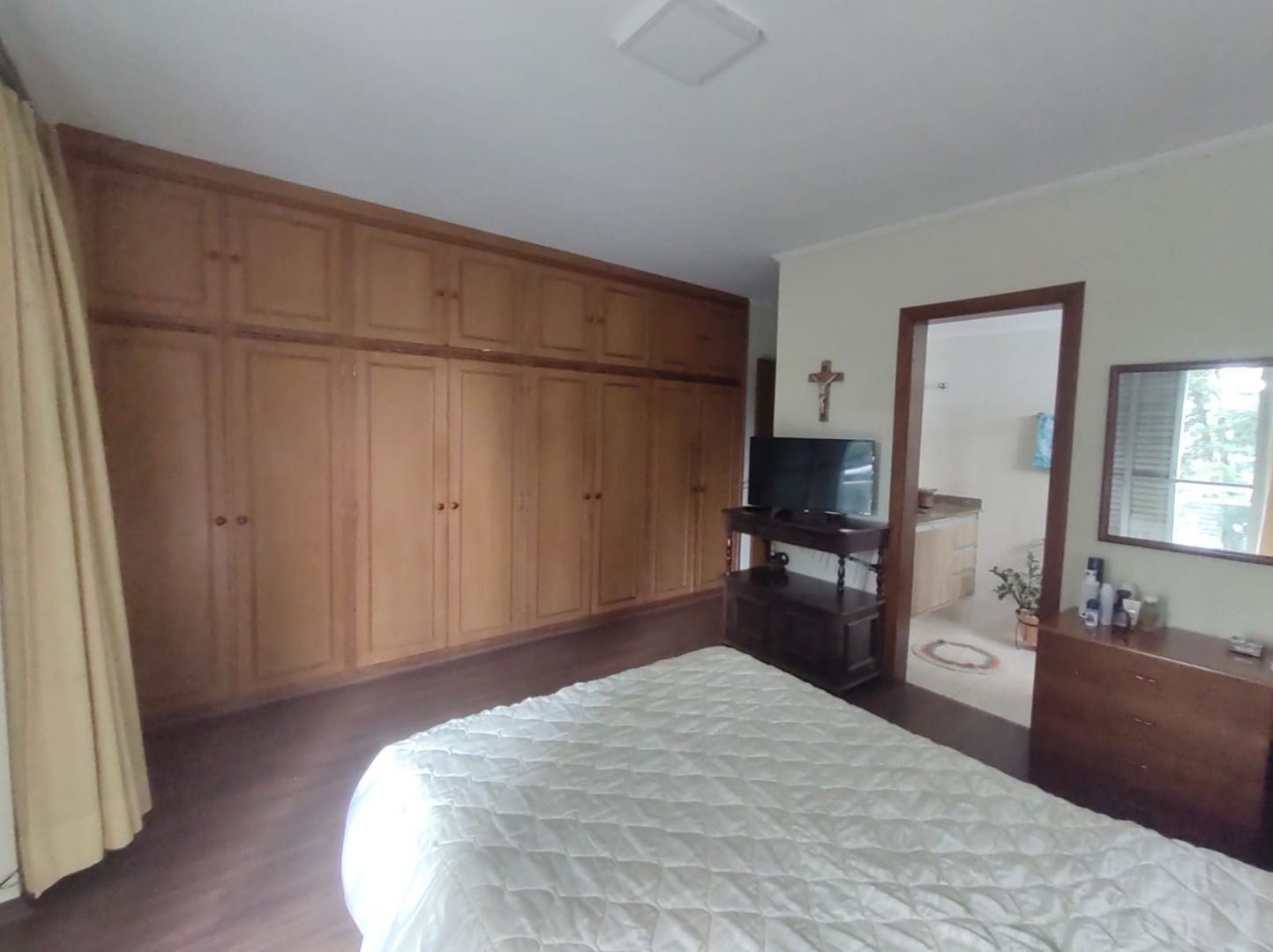 Apartamento à venda com 4 quartos, 190m² - Foto 9