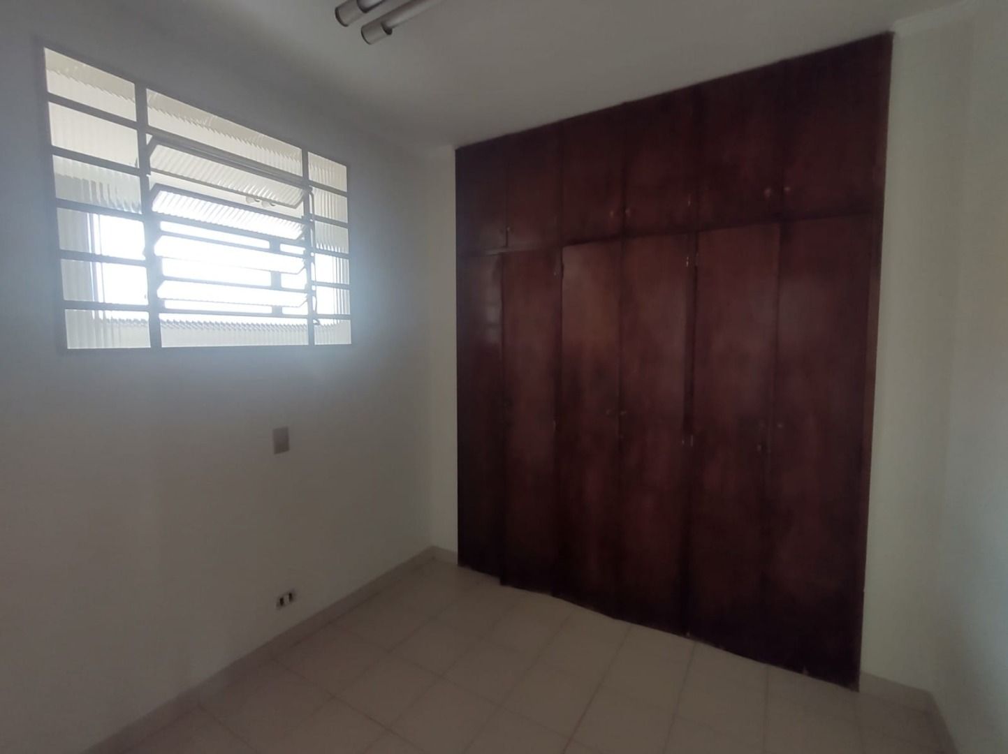 Apartamento para alugar com 3 quartos, 150m² - Foto 7