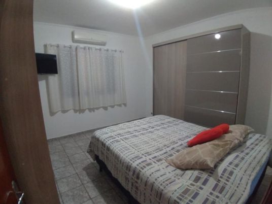 Casa à venda com 4 quartos, 159m² - Foto 3