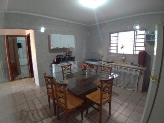 Casa à venda com 4 quartos, 159m² - Foto 9