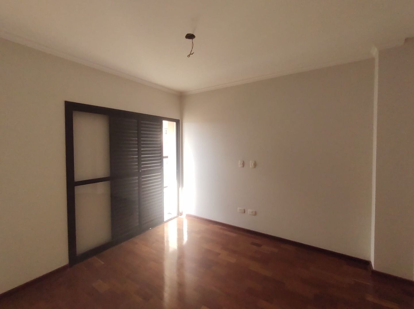 Apartamento à venda com 3 quartos, 136m² - Foto 12