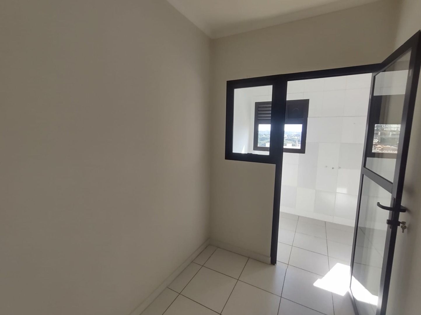 Apartamento à venda com 3 quartos, 136m² - Foto 14