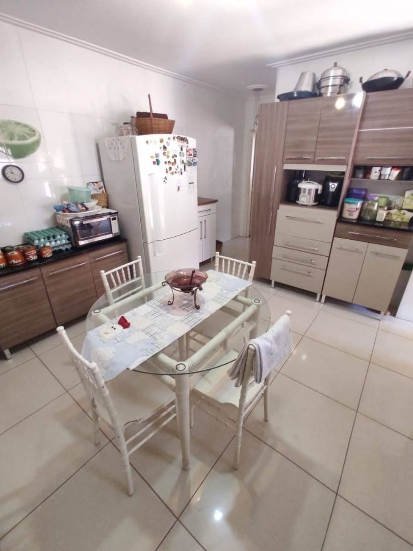 Casa à venda com 3 quartos, 150m² - Foto 12