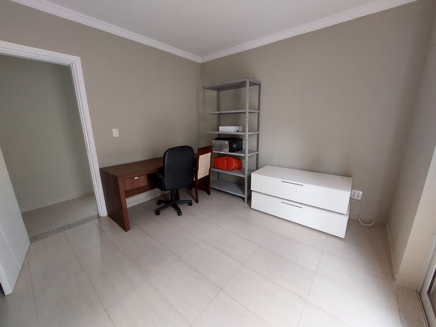 Casa à venda com 4 quartos, 230m² - Foto 13