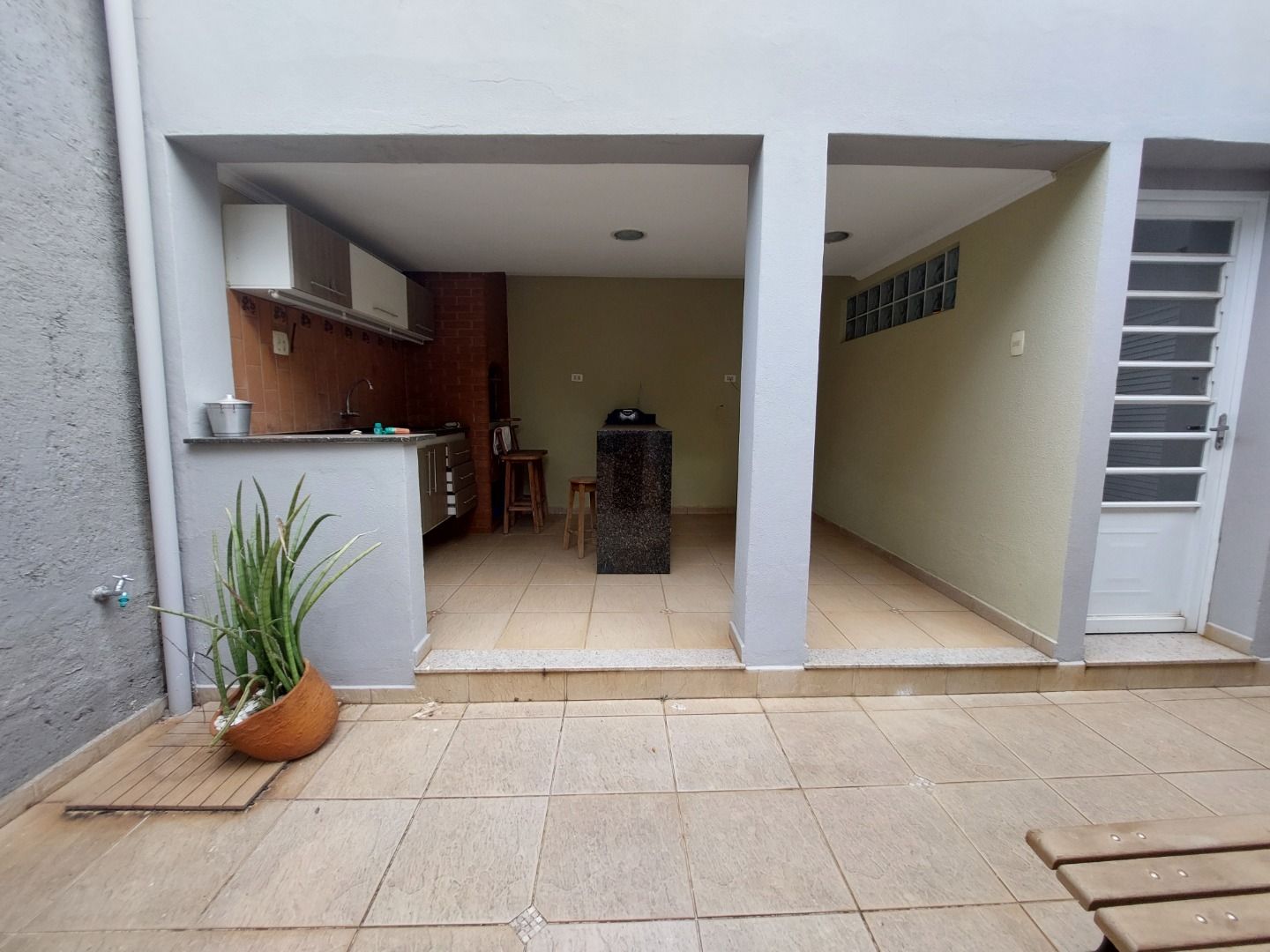 Casa à venda com 4 quartos, 230m² - Foto 27