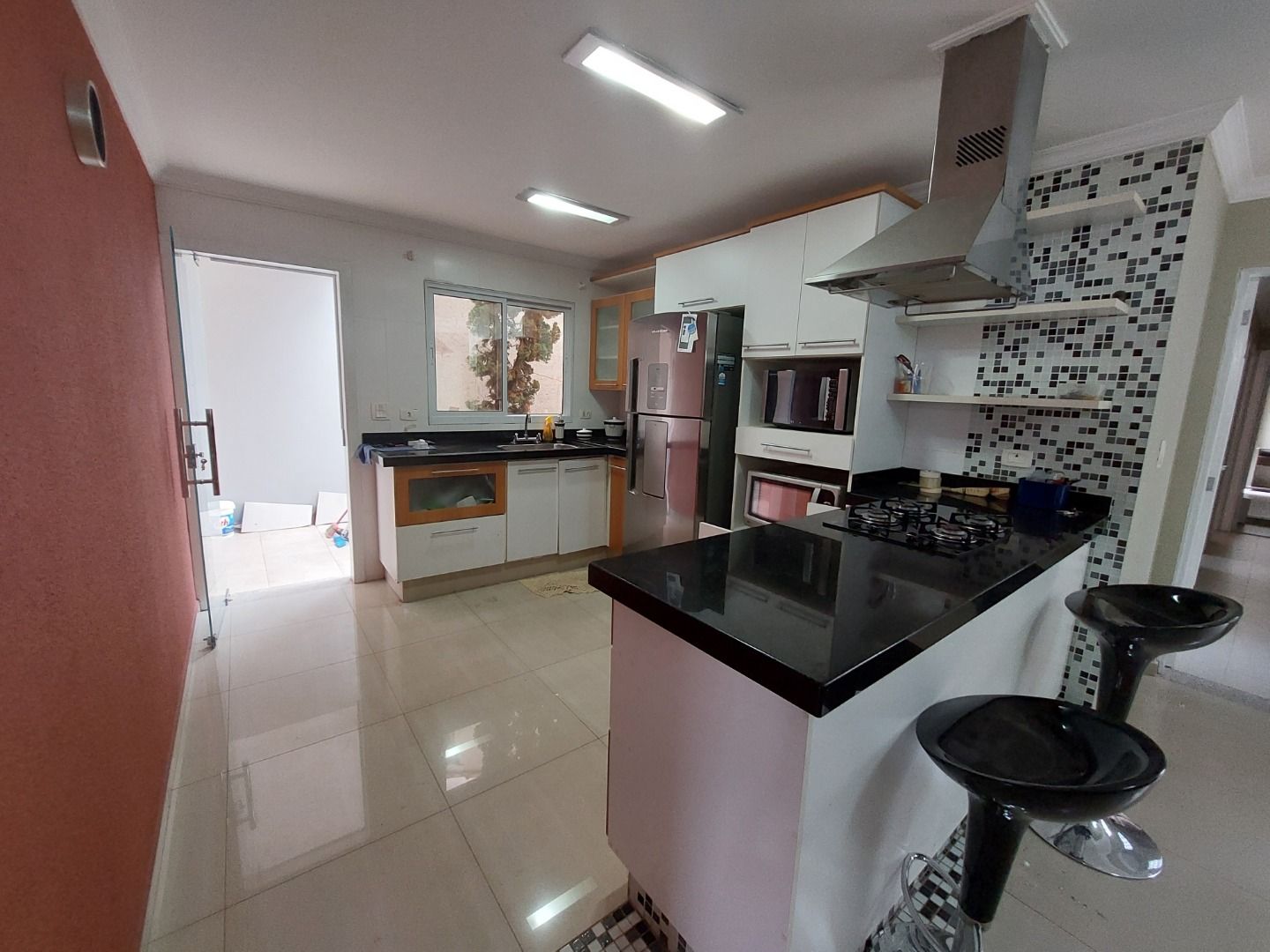 Casa à venda com 4 quartos, 230m² - Foto 8