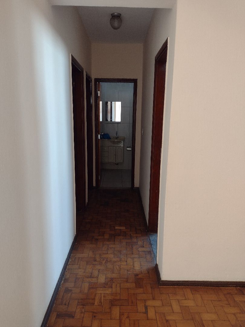 Apartamento à venda com 2 quartos, 60m² - Foto 5