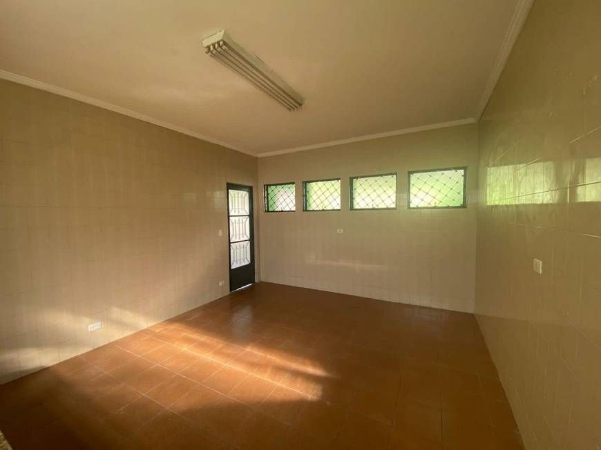 Casa à venda com 3 quartos, 180m² - Foto 10