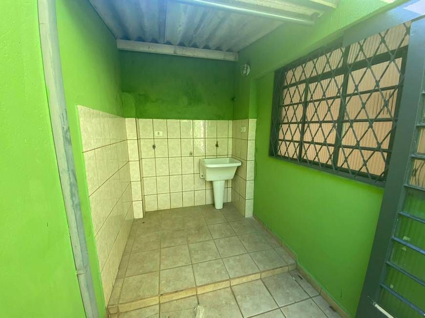 Casa à venda com 3 quartos, 180m² - Foto 18