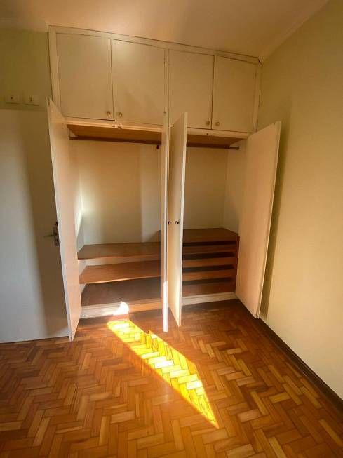 Casa à venda com 3 quartos, 180m² - Foto 8