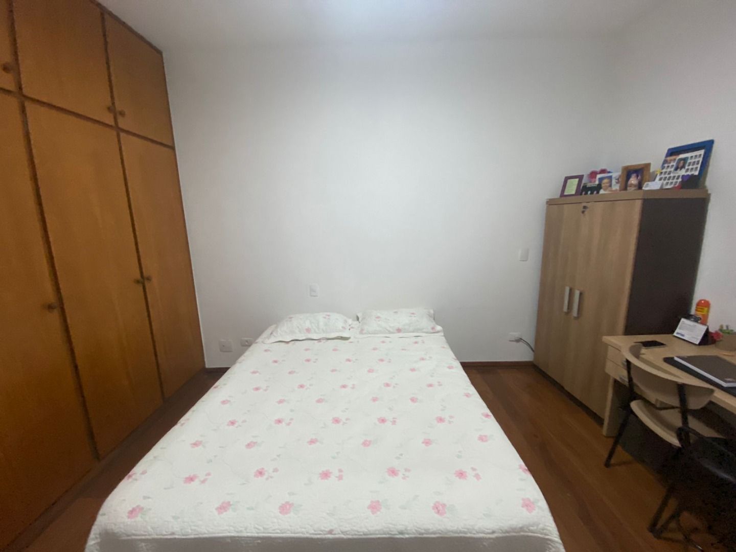 Apartamento à venda com 4 quartos, 240m² - Foto 15