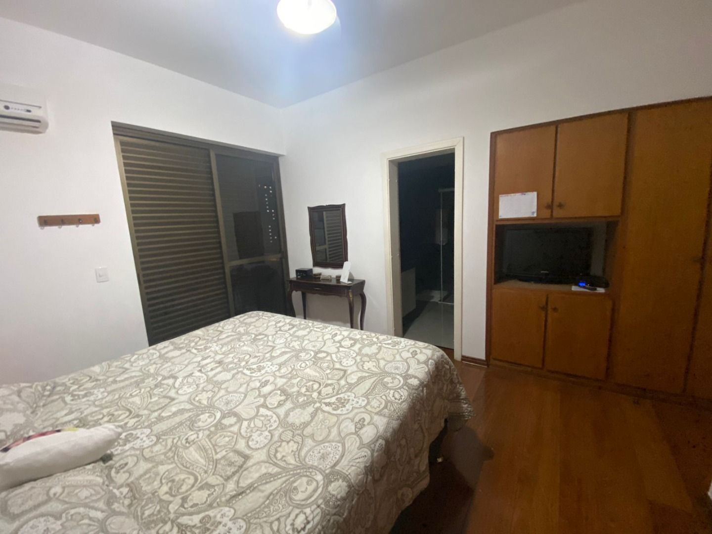 Apartamento à venda com 4 quartos, 240m² - Foto 27