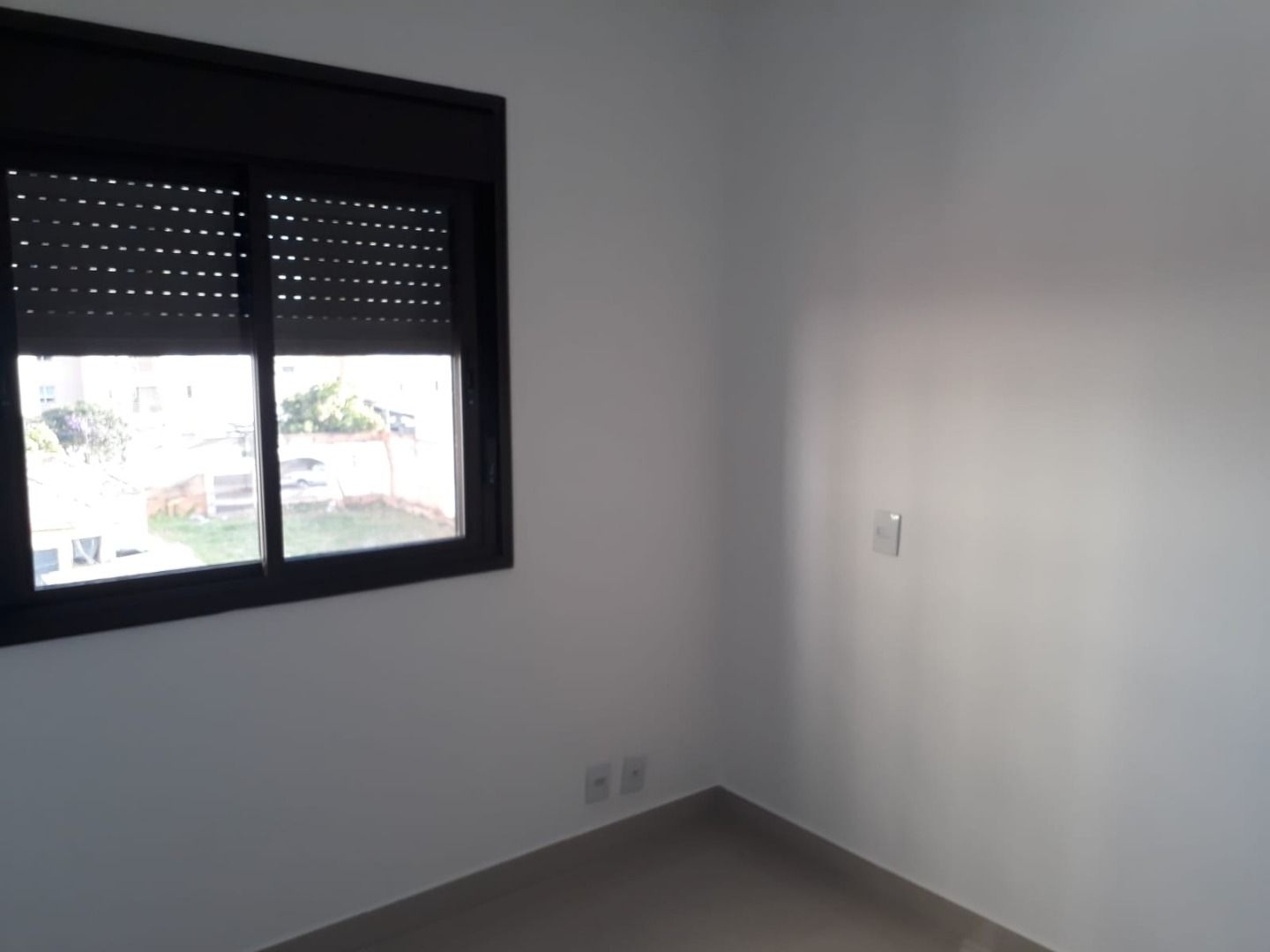 Apartamento à venda com 3 quartos, 99m² - Foto 2