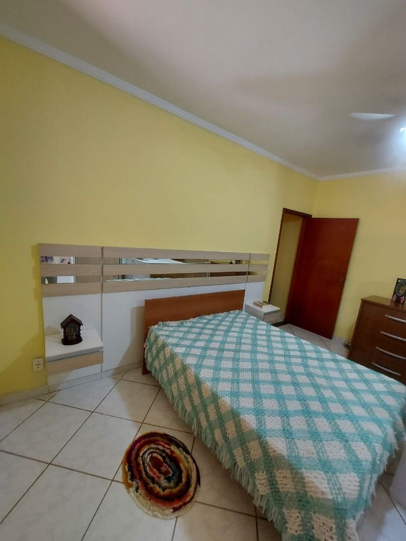 Chácara à venda com 3 quartos, 252m² - Foto 23