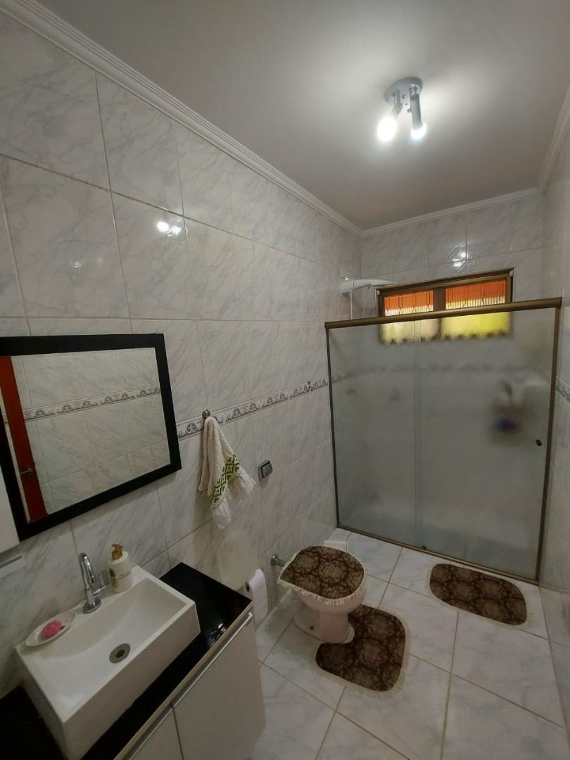 Chácara à venda com 3 quartos, 252m² - Foto 29