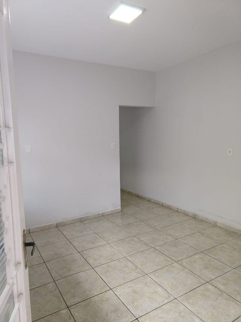 Casa à venda com 2 quartos, 100m² - Foto 6