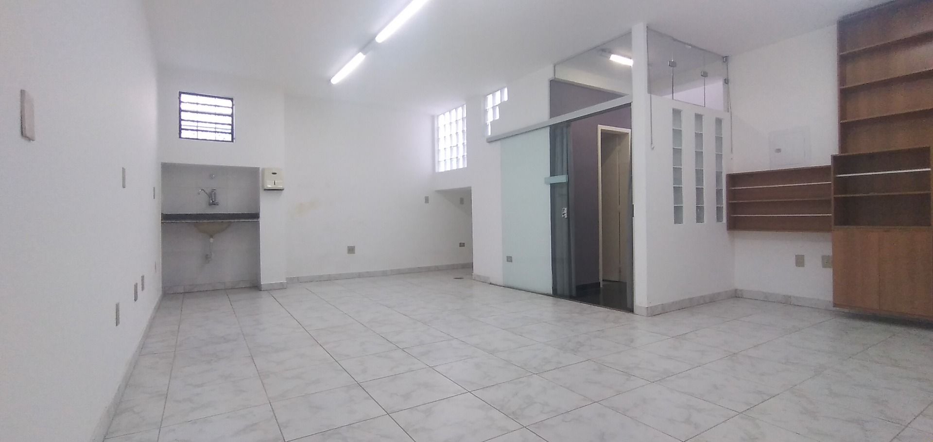 Loja-Salão para alugar, 94m² - Foto 14