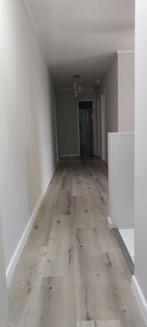 Apartamento à venda com 2 quartos, 72m² - Foto 3