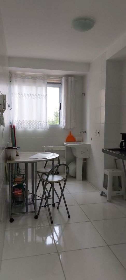 Apartamento à venda com 2 quartos, 72m² - Foto 4