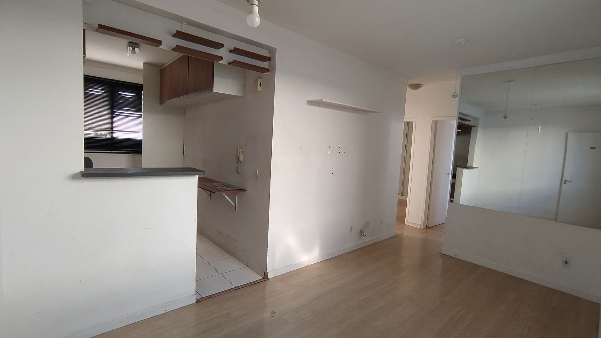 Apartamento à venda com 2 quartos, 105m² - Foto 1