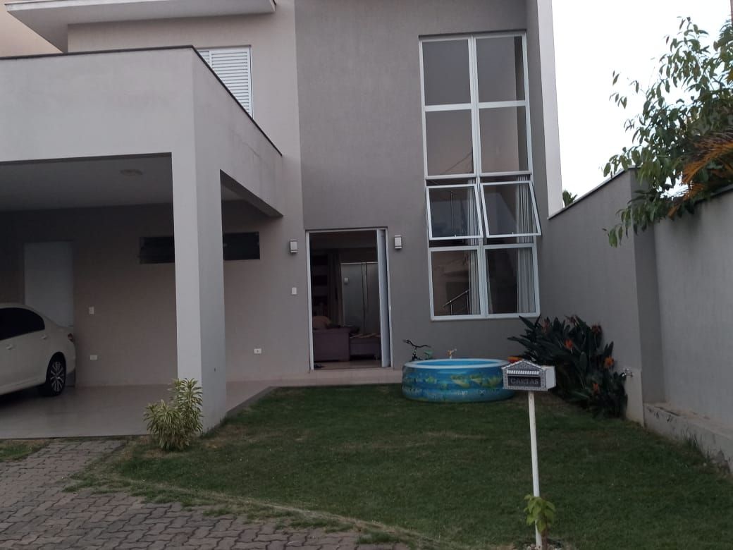 Casa de Condomínio à venda com 3 quartos, 189m² - Foto 2