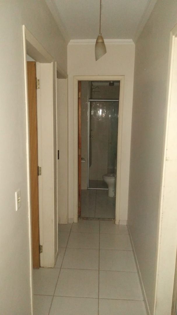 Apartamento à venda com 2 quartos, 57m² - Foto 11