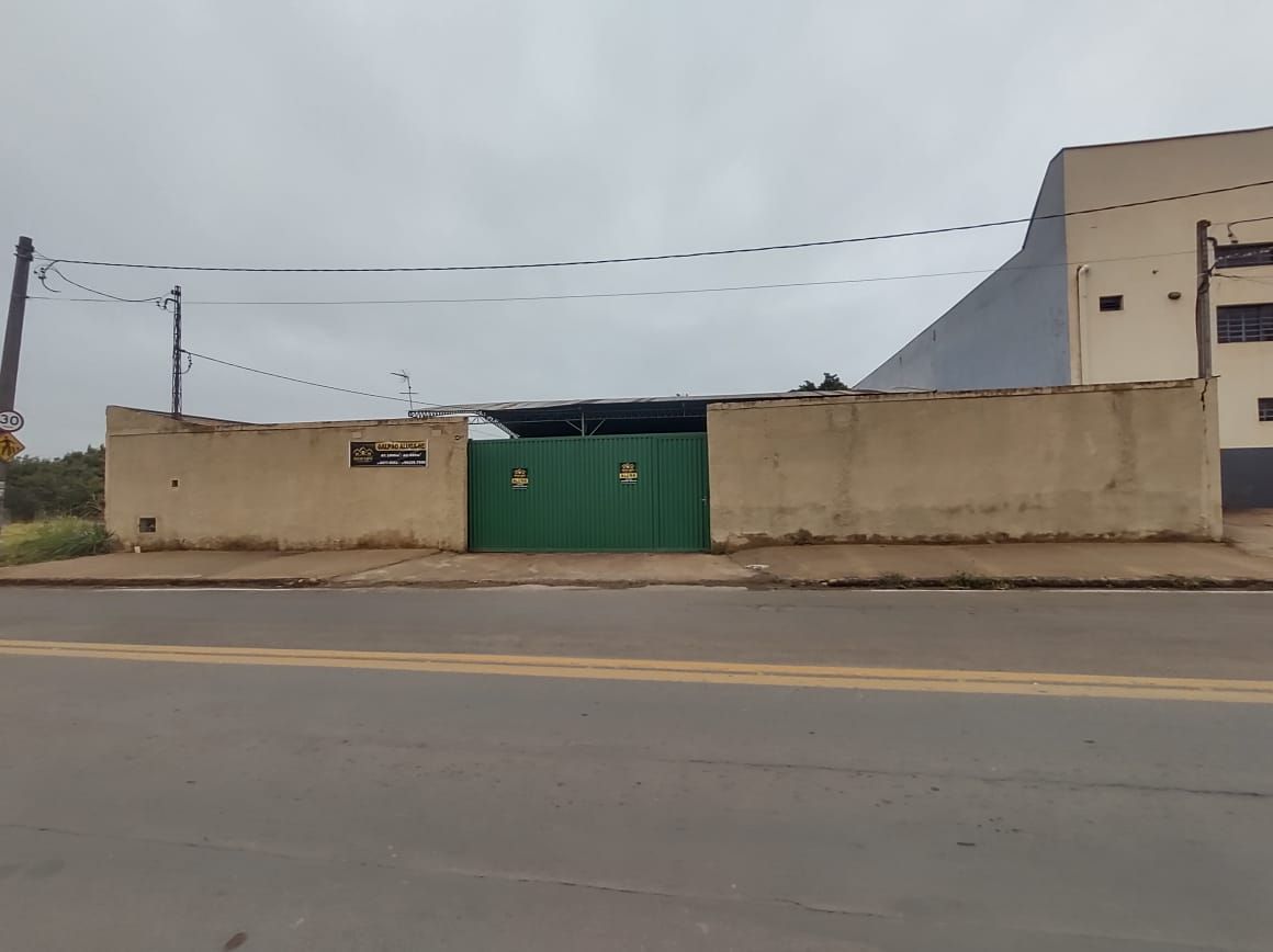 Depósito-Galpão-Armazém para alugar, 1000m² - Foto 1