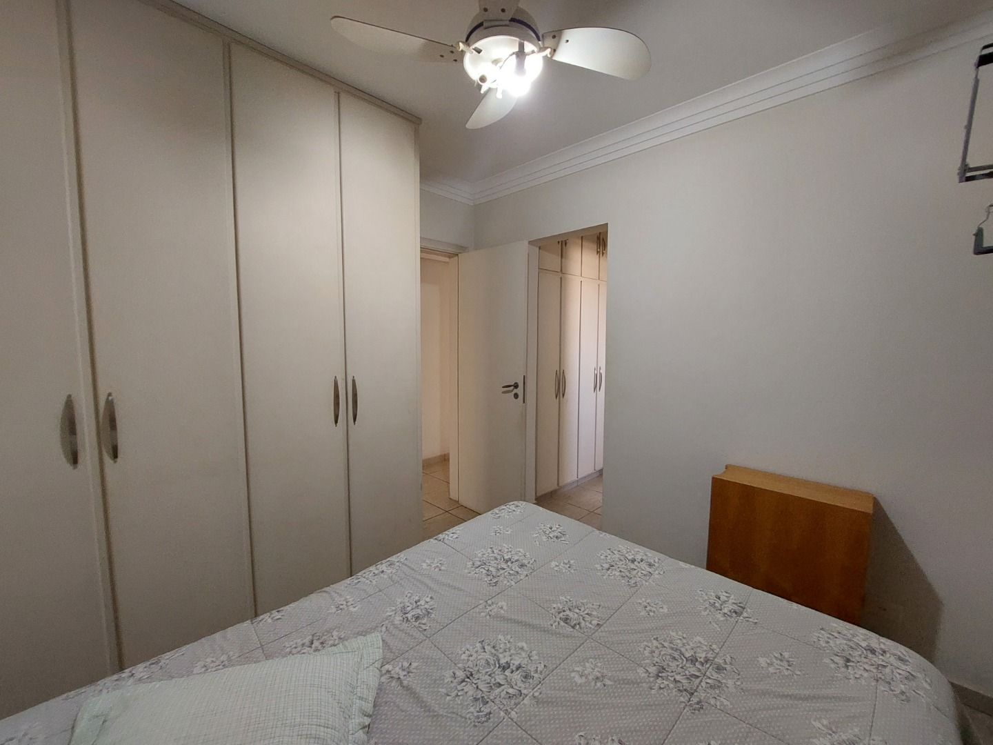 Apartamento à venda com 3 quartos, 137m² - Foto 27