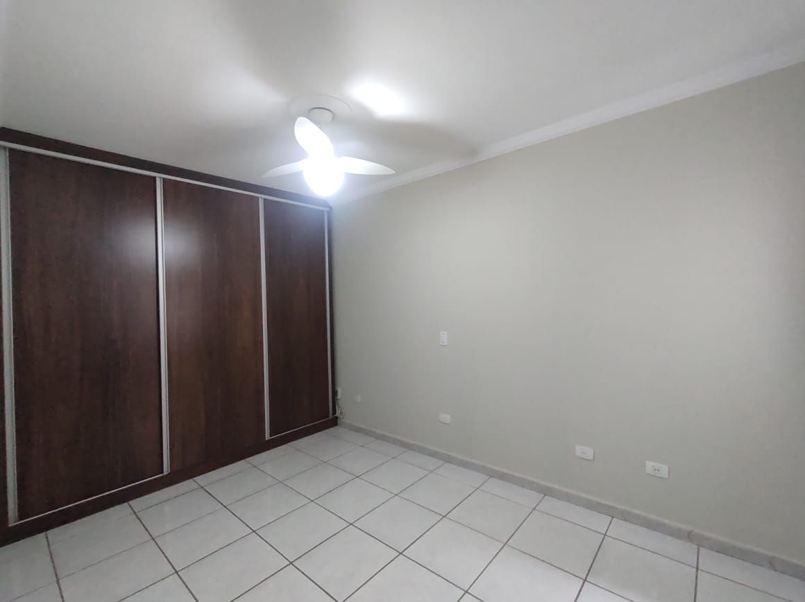 Casa para alugar com 3 quartos, 192m² - Foto 22