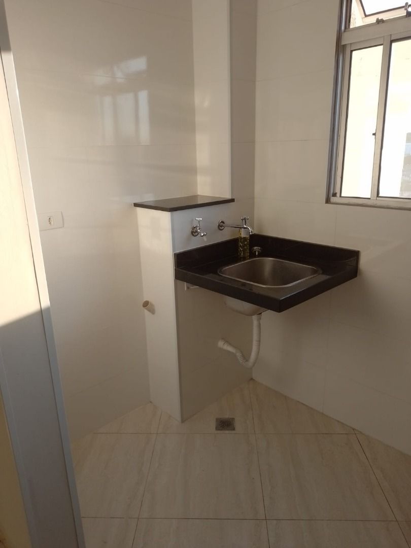 Apartamento à venda com 2 quartos, 55m² - Foto 9