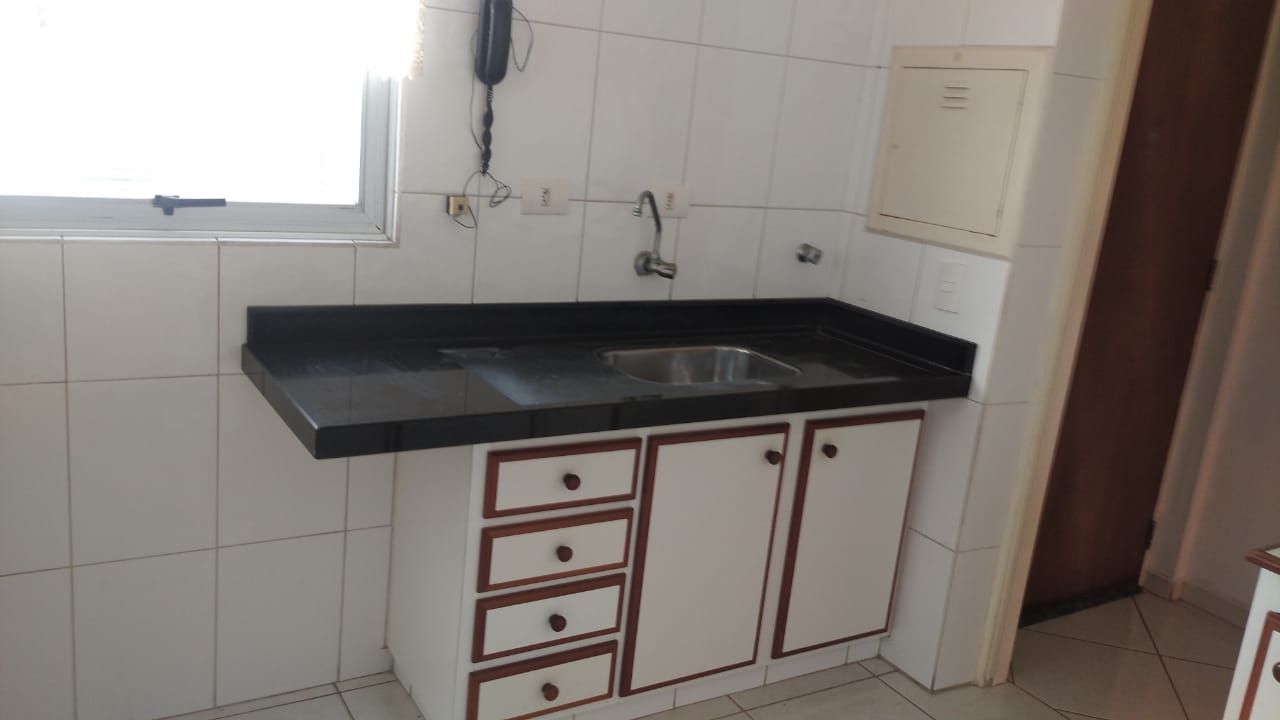 Apartamento à venda com 3 quartos, 73m² - Foto 12