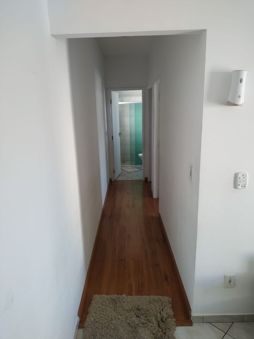 Apartamento à venda com 2 quartos, 63m² - Foto 2