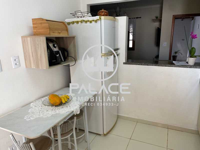 Casa à venda com 2 quartos, 80m² - Foto 12