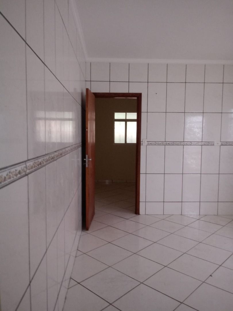 Casa à venda com 2 quartos, 61m² - Foto 21