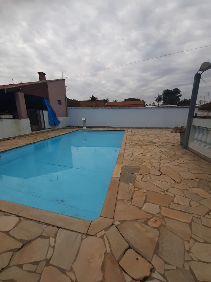 Chácara à venda com 3 quartos, 300m² - Foto 25