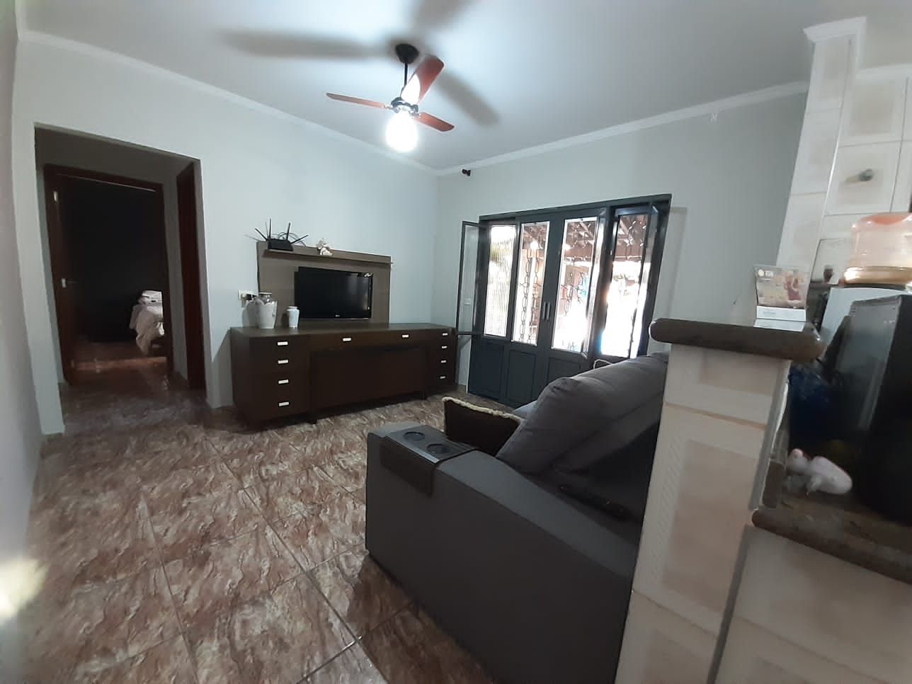 Chácara à venda com 3 quartos, 300m² - Foto 3