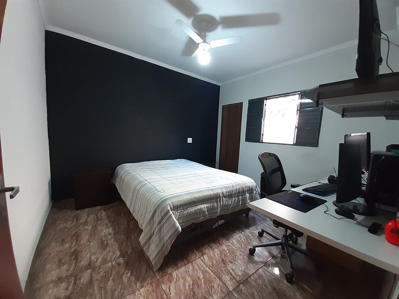 Chácara à venda com 3 quartos, 300m² - Foto 8