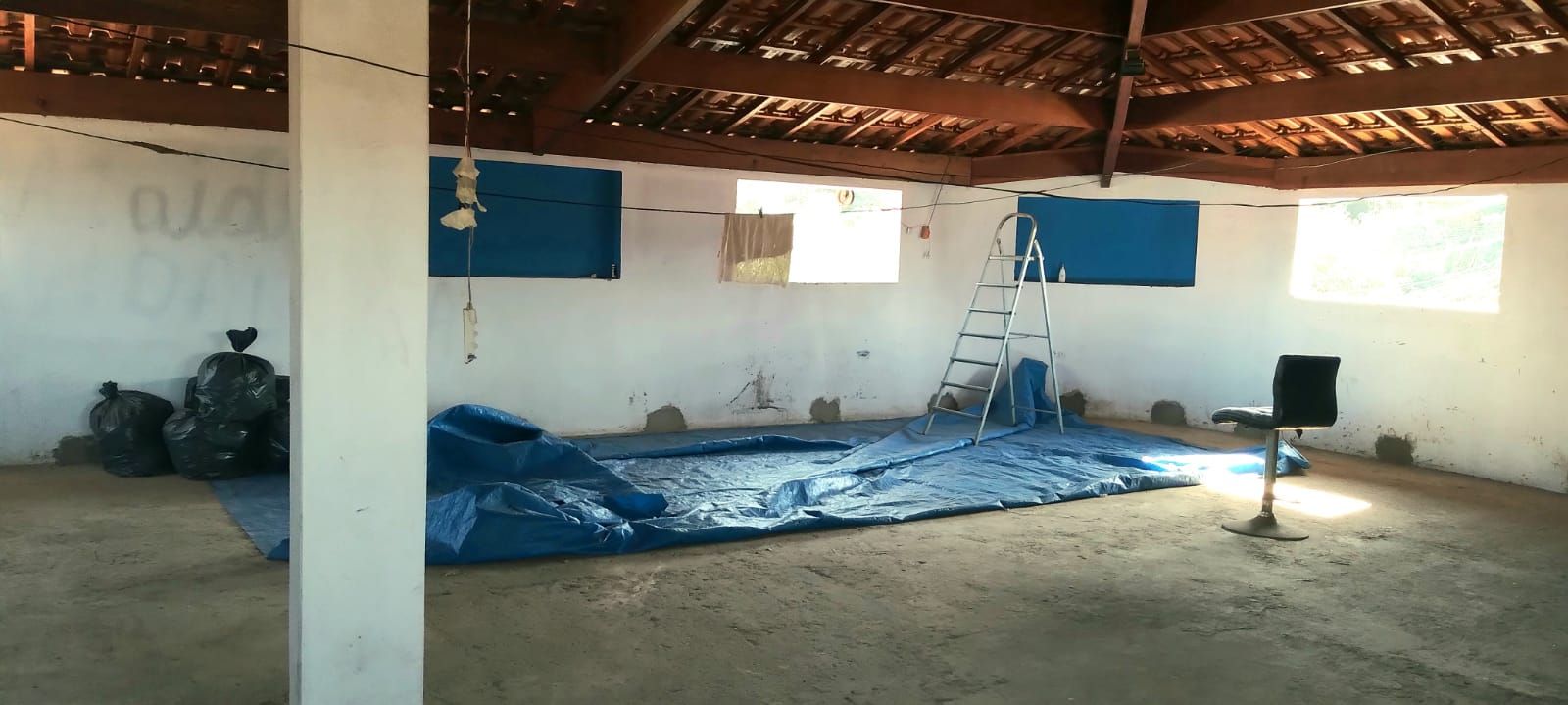 Casa à venda com 3 quartos, 300m² - Foto 16