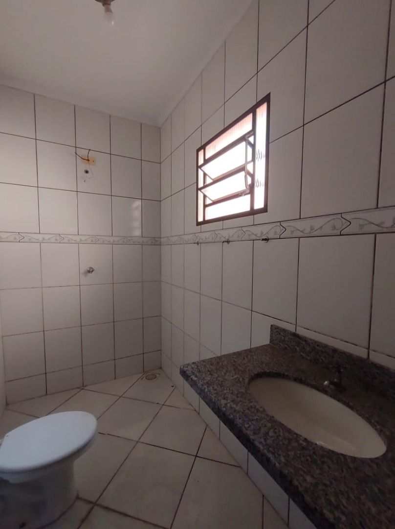 Casa à venda com 3 quartos, 108m² - Foto 12