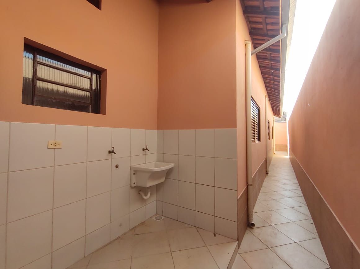 Casa à venda com 3 quartos, 108m² - Foto 13