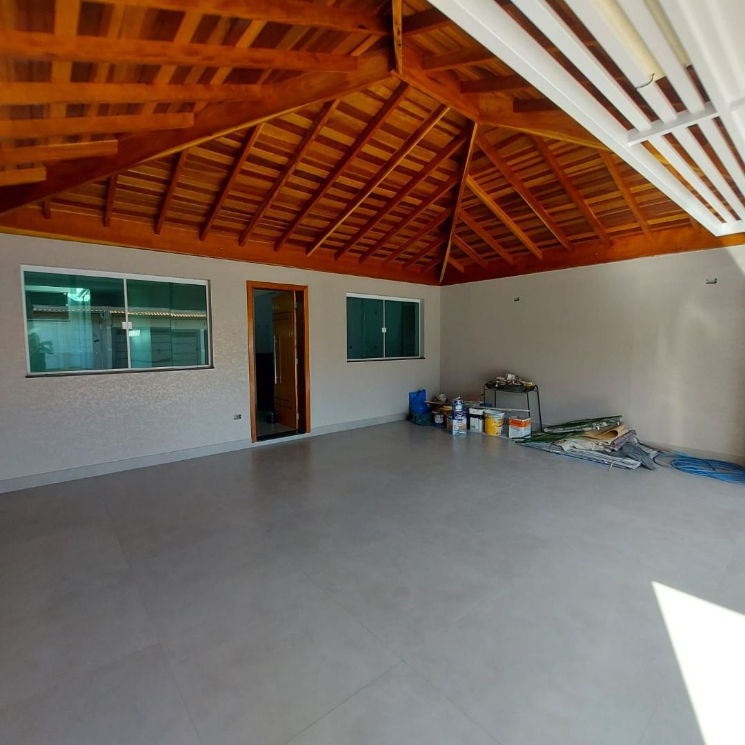 Casa à venda com 3 quartos, 157m² - Foto 3